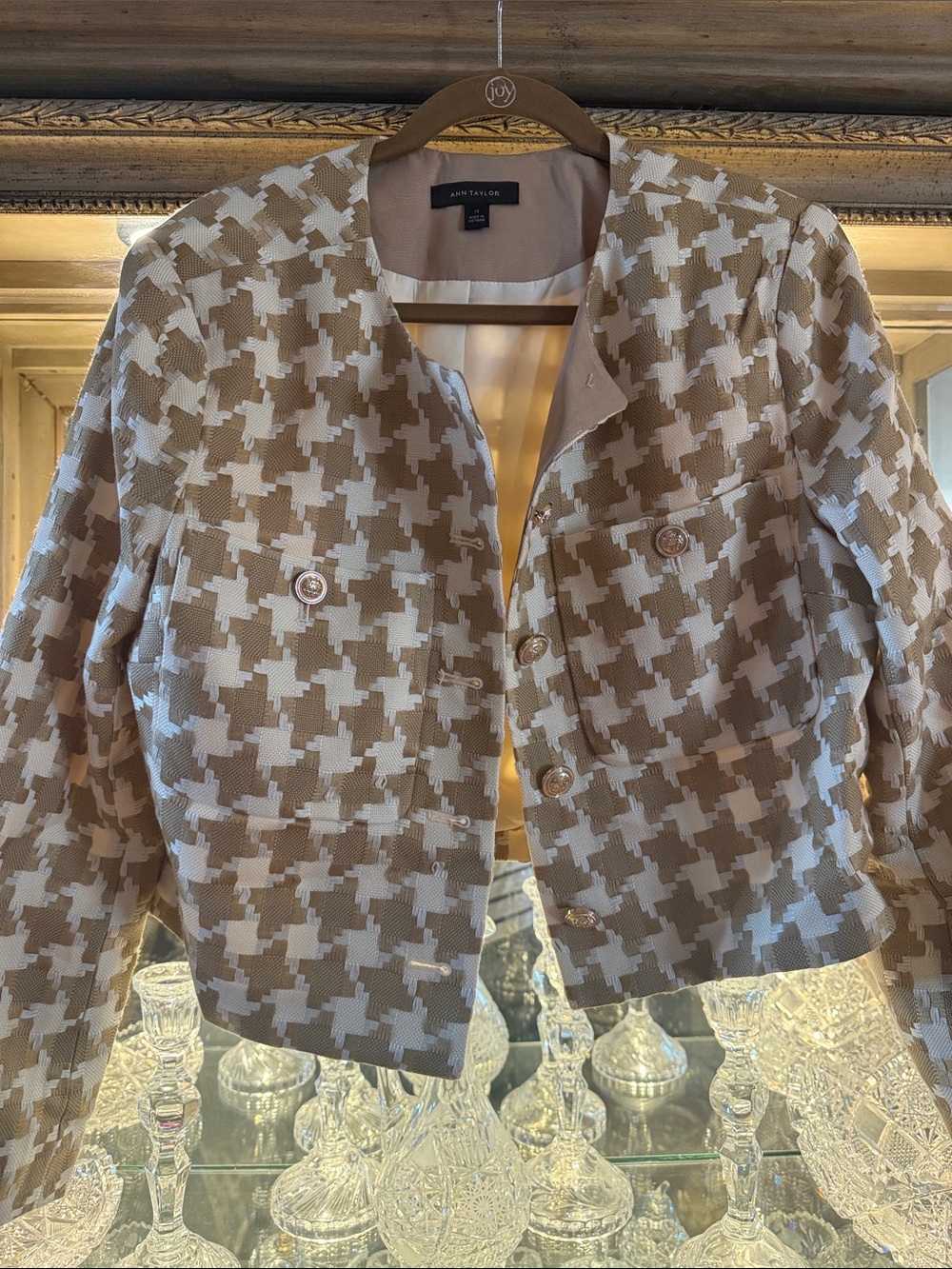 Ann Taylor Beige and White Houndstooth Cropped Blazer